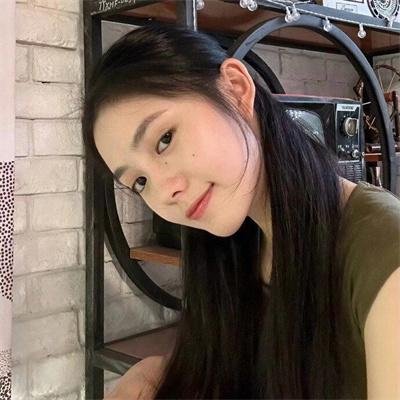 圣诞佳丽